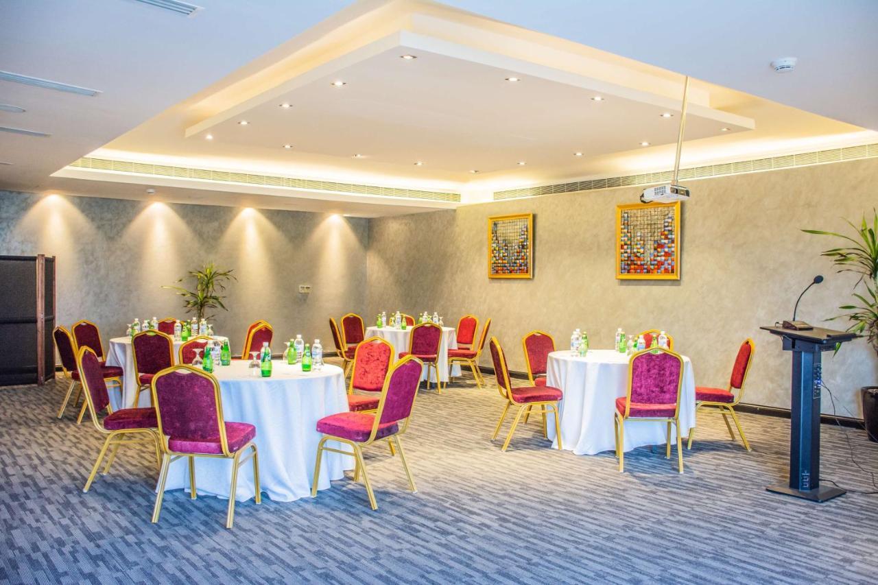 Radisson Blu Resort, Al Khobar הלף מון ביי מראה חיצוני תמונה Meeting room