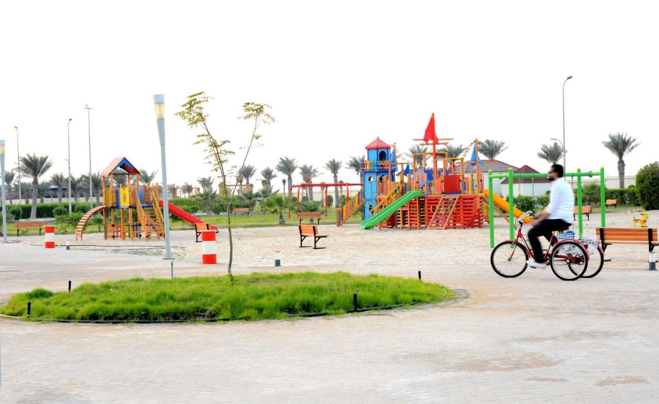 Radisson Blu Resort, Al Khobar הלף מון ביי מראה חיצוני תמונה Al-Shaab Park
